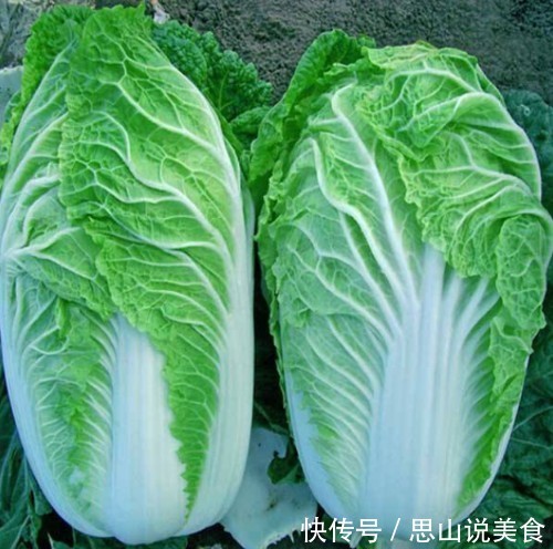 炒白菜时,不要直接下油锅,多了这一步,让白菜又香又脆超好吃