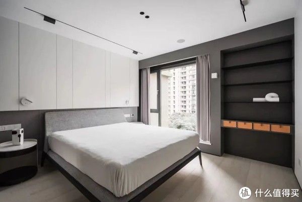 收纳|讲真，小户型的这面墙，早就该舍去