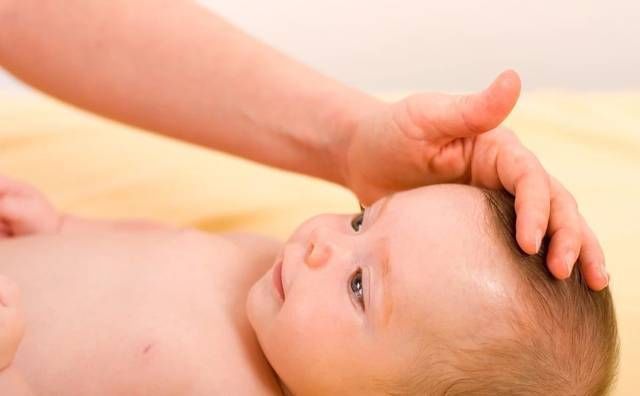 佝偻病|宝宝囟门越晚关闭越聪明?小命门大学问,宝妈们重视起来喔!
