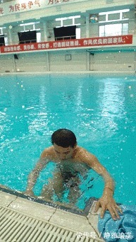 全国锦标赛|国家级运动员的背肌有多狠?网友:生怕把树都夹起来了