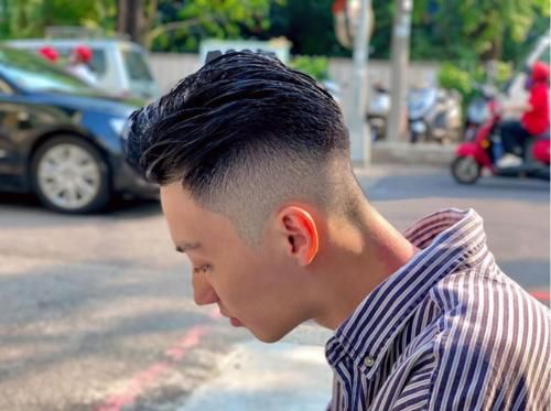 男人过了35岁，少留幼稚的发型！建议剪4种清爽造型，轻熟又帅气