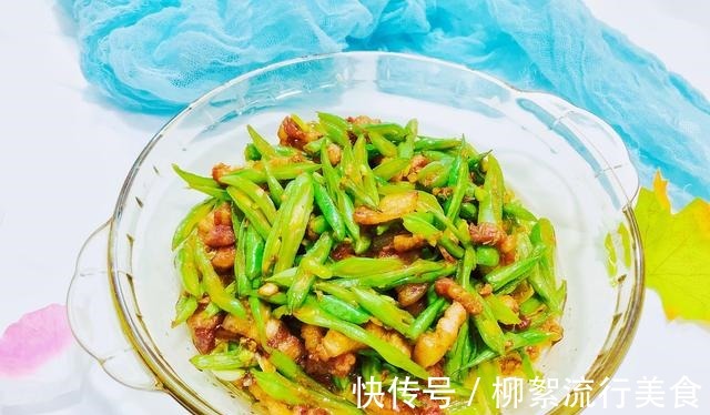 五花肉|建议老年人如果不差钱尽量多吃这种食物,腿脚有劲,身体硬朗!