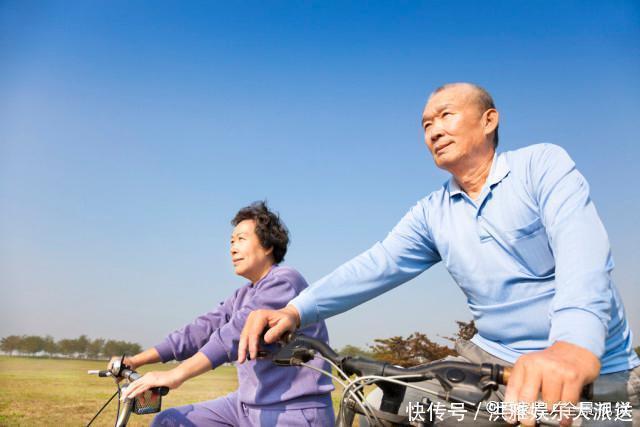 西瓜|5种水果堪称“湿气王”，吃得越多，脾虚湿越重，早早拉入黑名单