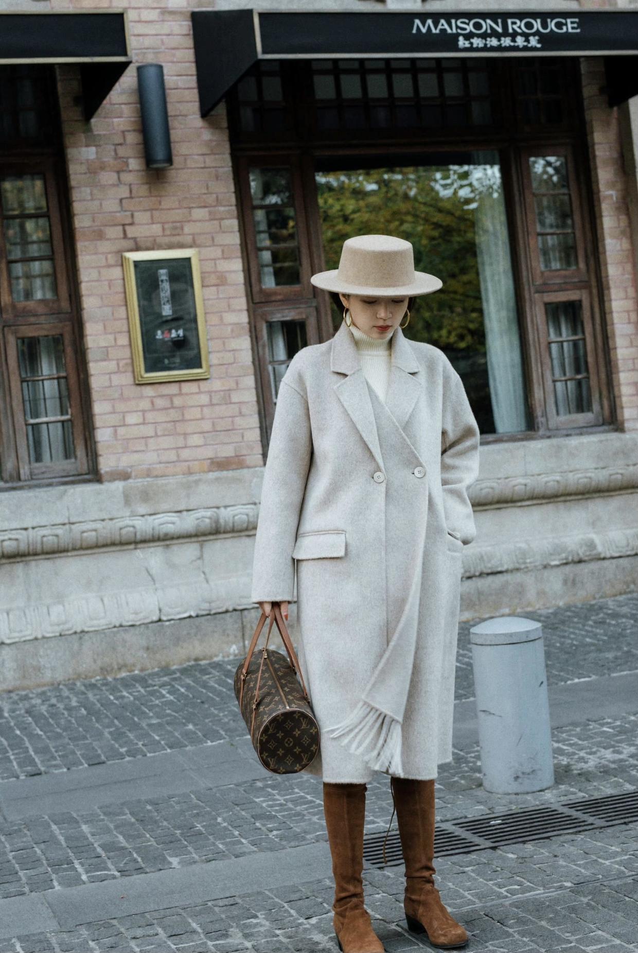 红与黑 降温后不要瞎打扮,瞧三木的“大衣”穿搭,入冬这么搭优雅又好看