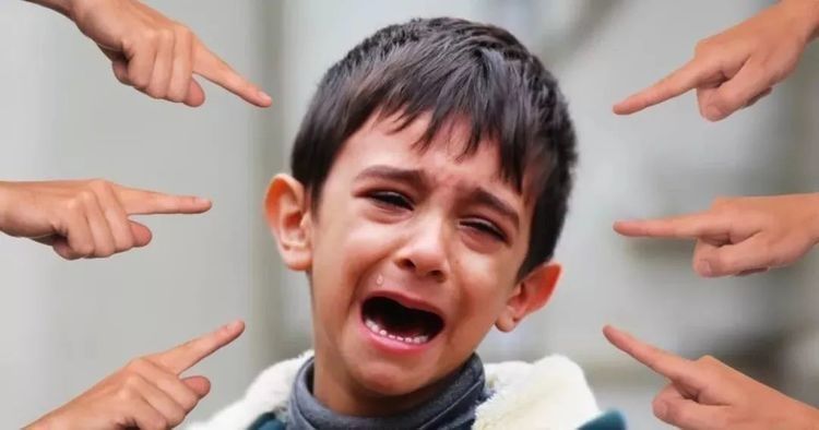 吉吉|这4种行为孩子觉得很丢脸，父母却沾沾自喜引以为傲，你做过吗？