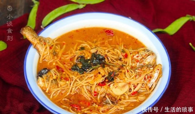 它是“植物黄金”,野外遇到别手软,抓一把煮鱼,比料酒都管用