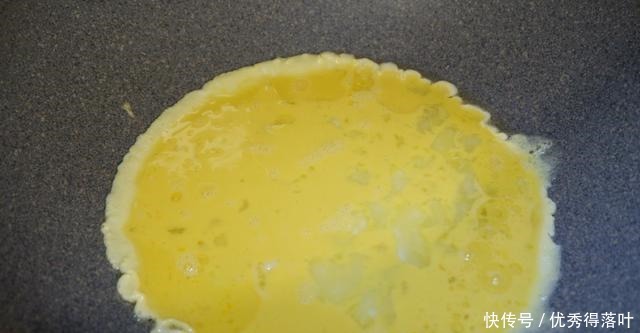 冬天,鸡蛋和它是绝配,简单炒一炒,美味下饭,老人小孩都爱吃