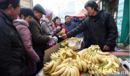 成熟|买香蕉时,直的和弯的有何差别小贩区别太大,别买错