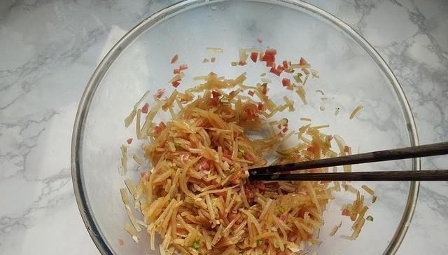 包子馅|儿子最喜欢这个包子馅,煎的比蒸的还好吃,我家每周必吃