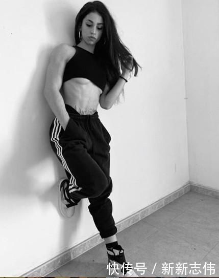 健身|她喜欢打棒球和网球，在参加健身比赛后，体格越来越健美
