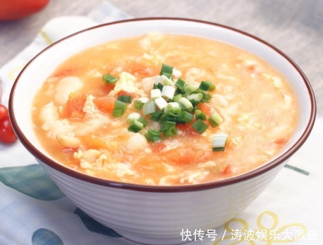 不用|奶奶做疙瘩汤有技巧,不用一滴水,疙瘩均匀细小不成坨,很实用