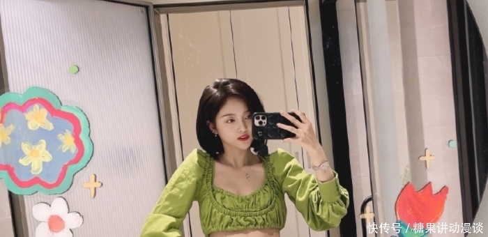 综艺节目|吴宣仪素颜和穿搭被吐槽,说这个圈子女孩不被善待,疑似回应