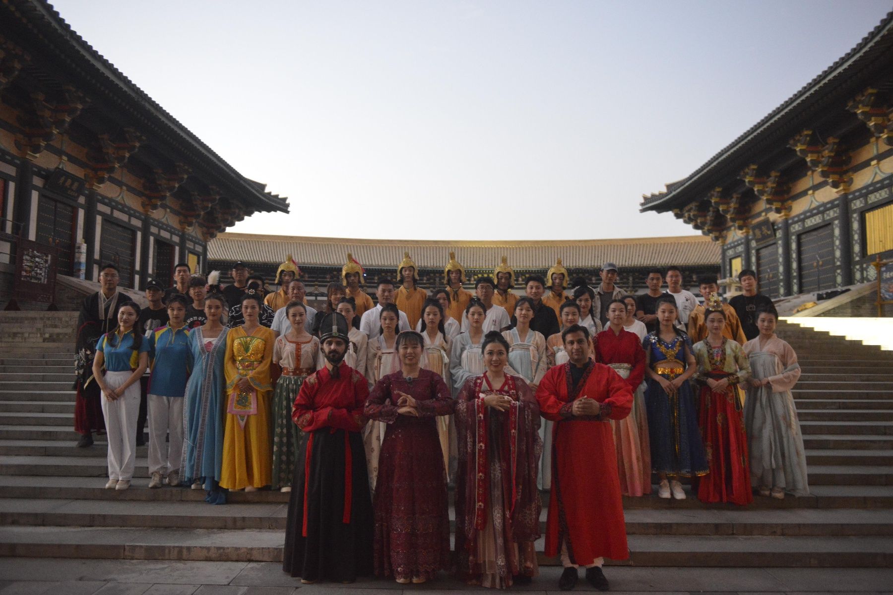 陳劍|市藝術(shù)劇院參加拍攝中秋特別節(jié)目《又過節(jié)啦》