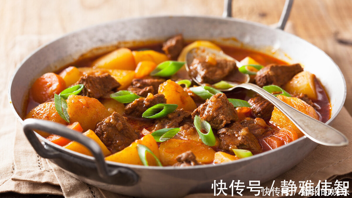 不管是什么肉，焯水前加1步，炖出来的肉又鲜又嫩，美味无腥膻