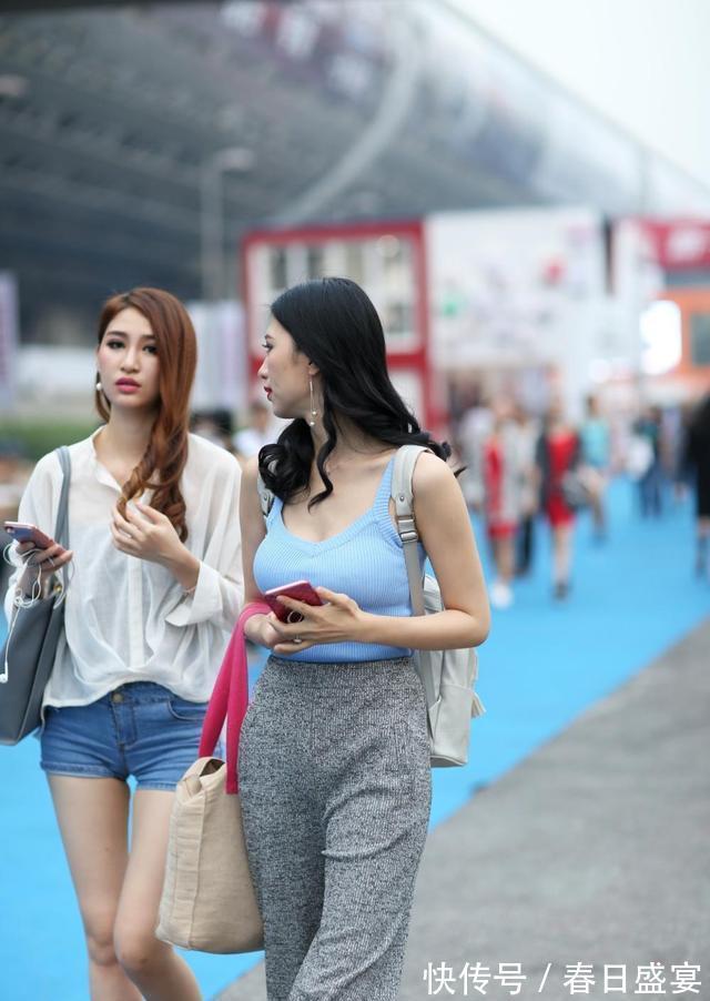 面料|清凉优雅的搭配,吊带衫配阔腿裤,清爽有气质,很难让人不爱