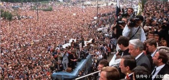 南斯拉夫|苏联与南斯拉夫解体为何苏联友好分家,南斯拉夫却留下仇恨