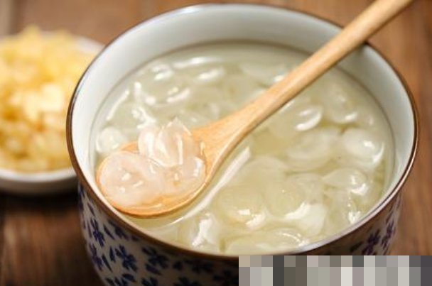 雪燕|女性过40以后,多吃4种天然碱性物,延缓衰老、皮肤又白又嫩