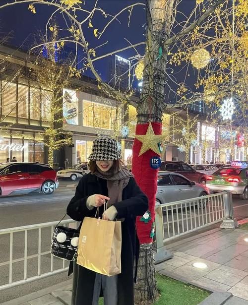 冬天必备三款帽子，搭配得当时髦又精致