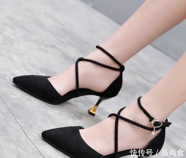 今夏约会穿这几双细跟凉鞋,精致高级又百搭,轻松俘获男神心
