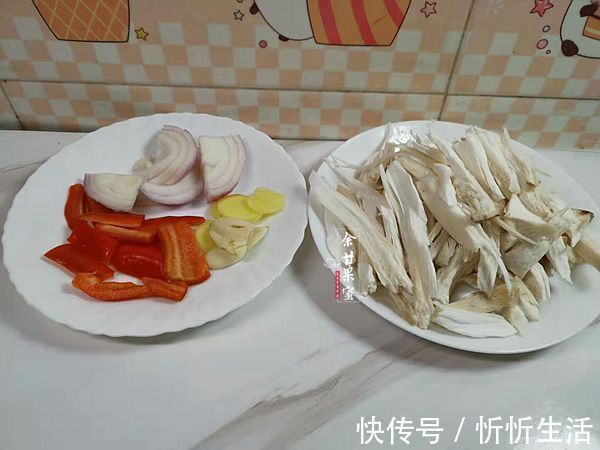 便当|上班族快手菜，炒一炒出锅，咸鲜下饭，带便当或是晚餐都不错