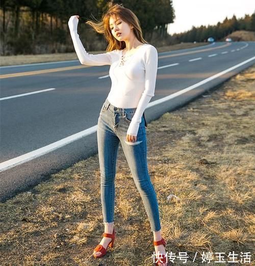 穿搭 美女穿搭:清新的搭配,突显女性气质,尽显摇曳身姿