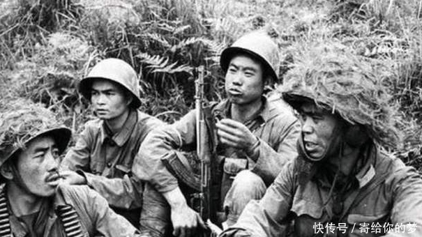 赣榆城|他仅用三发炮弹，便让二千伪军投降，仗打赢后，他却一头撞向门框