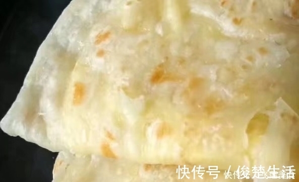 温水|一碗面粉，不放温水，不放凉水，教你做烙饼，软嫩营养，总吃不腻