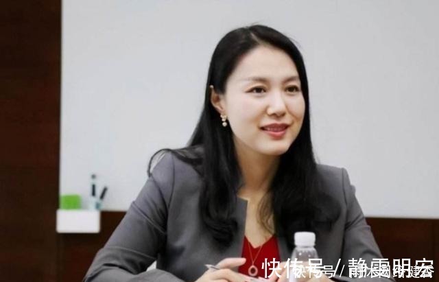 学生们|美国求学12年，却坚持回中国任教，教授史蛟不仅长得美、心更美