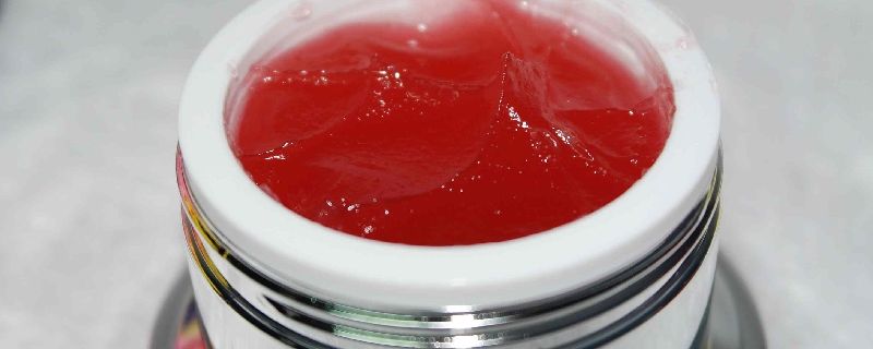 用了龙血膏还用BB霜吗