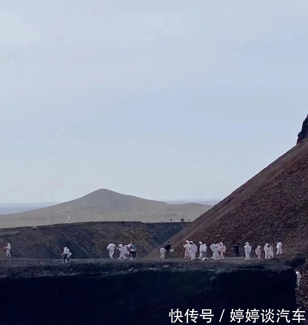 租赁|我在“火山口”租太空服：一天回本，七天挣八万