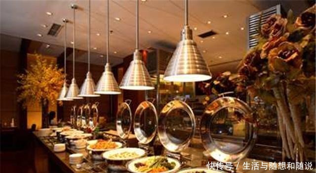 自助餐|吃自助餐的时候,懂得人从来不拿这几种食物,老板专坑外行人