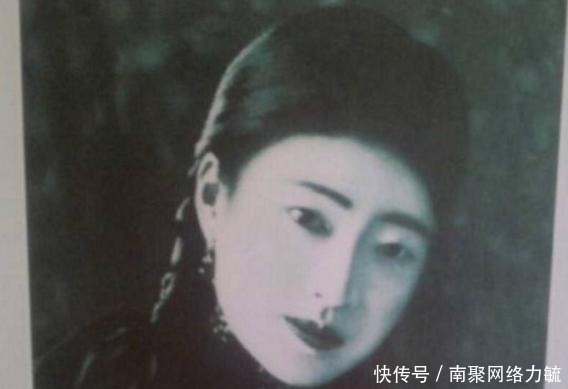 公主|清末皇后和公主有多美?珍贵老照片曝光