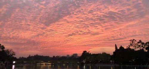 老年|美上了天！福州云彩刷屏了