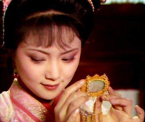 贾元春@贾宝玉只是宝钗的备胎,她真正心仪的是这个男人,这个男人是谁