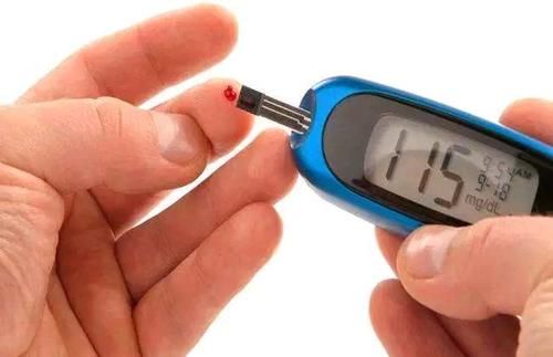 血糖|再三提醒:5种食物或许让血糖“一路飙升”,劝你少吃为妙