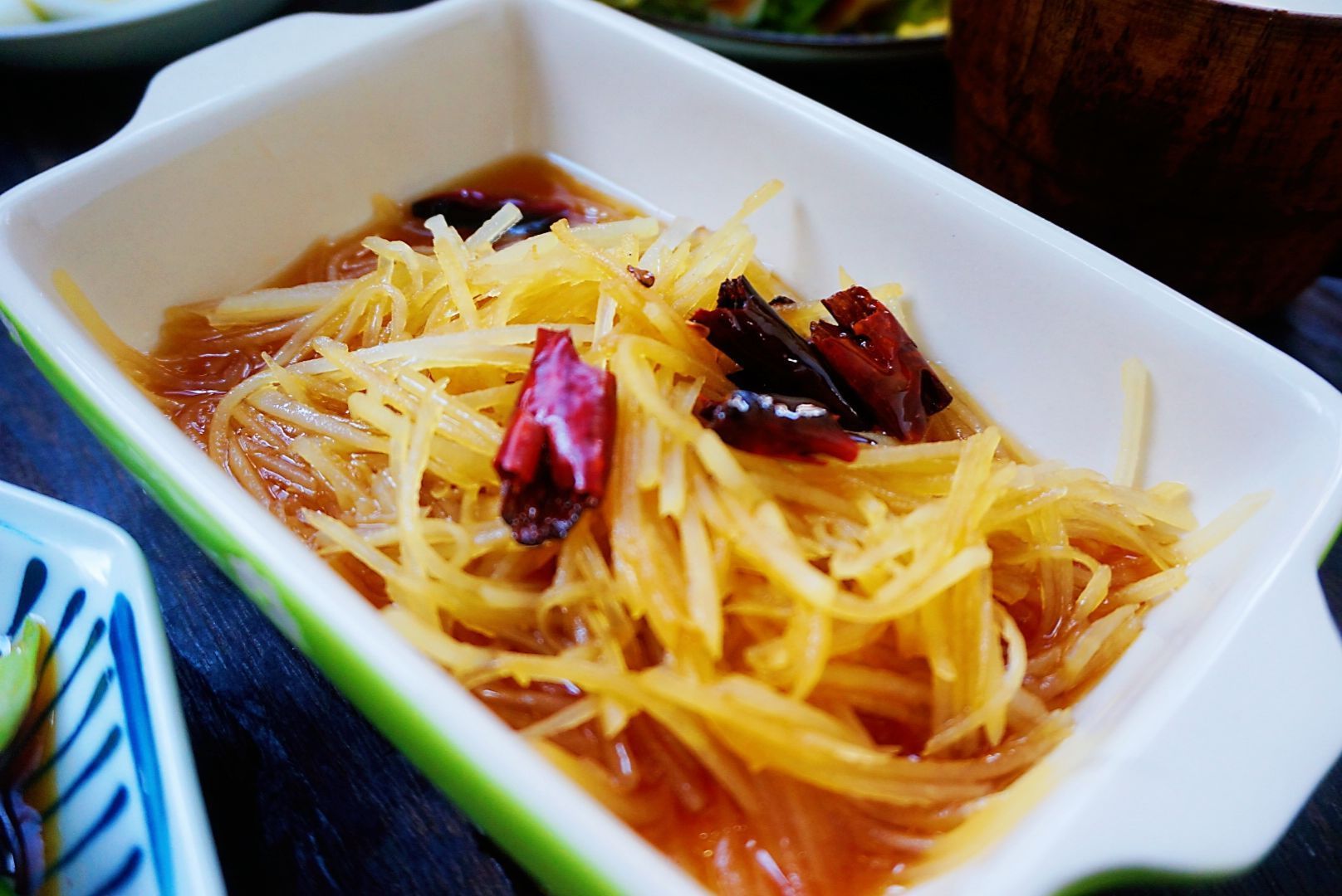 晒晒一家三口的早餐,食材搭配好,花钱不多,营养丰富味道好