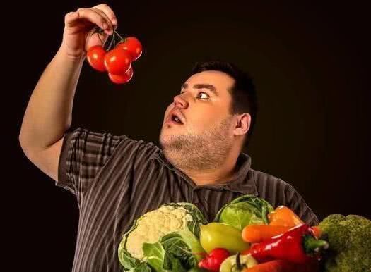 体重|减肥时,先减胃更好瘦吃饭时做好这4件事,体重会一跌再跌