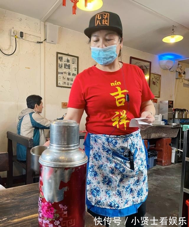 餐馆|北京胡同里的老餐馆，每天排队到胡同口，太受欢迎遭邻居投诉