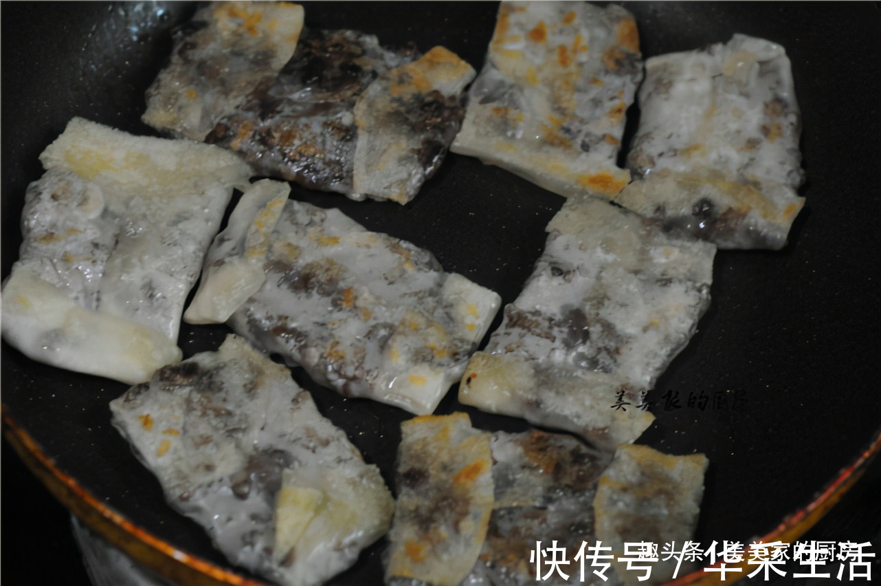 糯米红豆|早餐吃此物,胜过10个肉包子!煎一煎就出锅,又香又糯好解馋!
