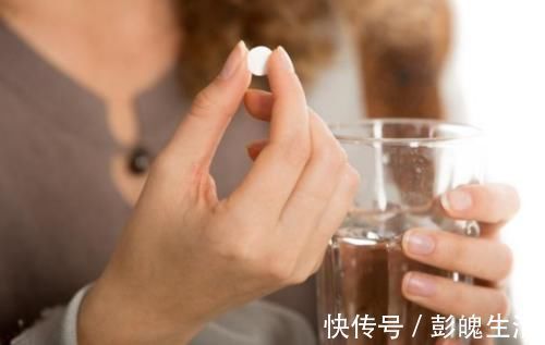 血糖控制|糖尿病患者尿中泡沫多,多是肾不行了?做好2事,也许能改善