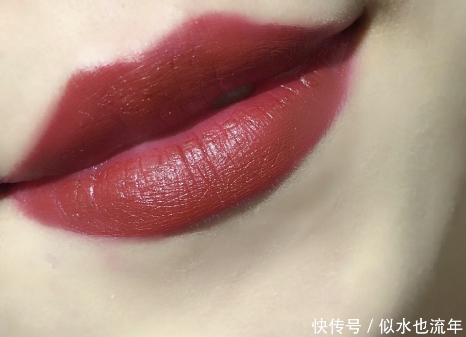 新品|这些口红新品唇釉“真香”，无论薄涂厚涂都很好看！