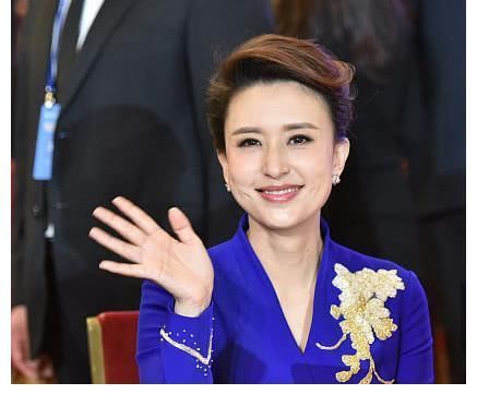 章雷|央视主播张蕾,才貌碾压龙洋,如今怎么样了?