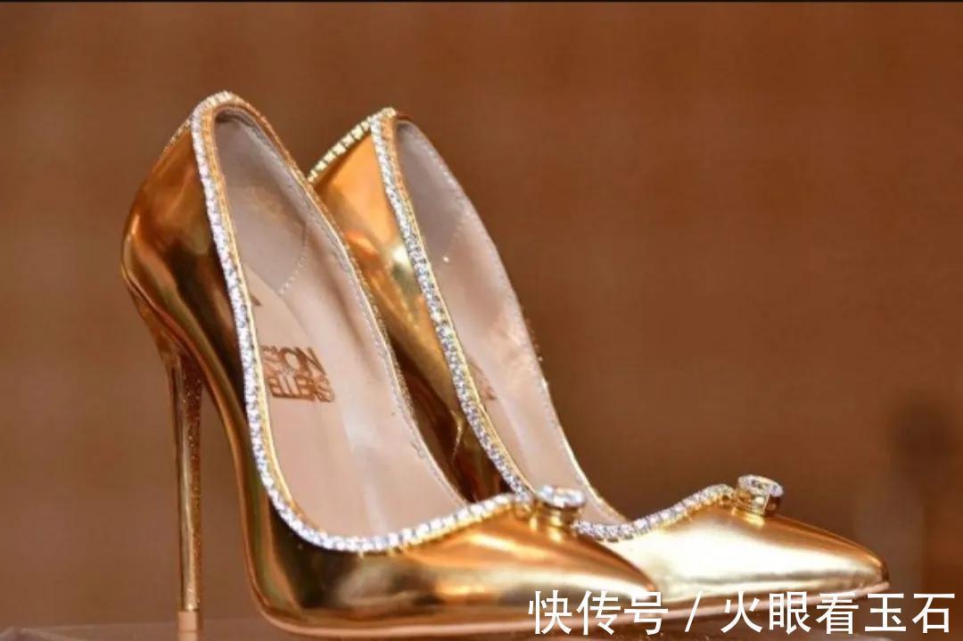 鞋子 将镶满珠宝的鞋子踩在脚下,会是什么样的感受?