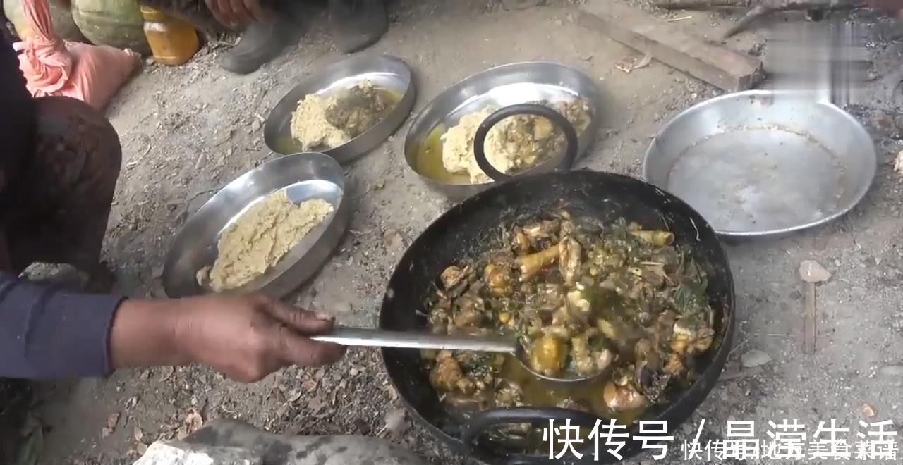 葱油鸡|尼泊尔山区贫困村民杀鸡招待中国客人，鸡肉做法特别，味道确实好