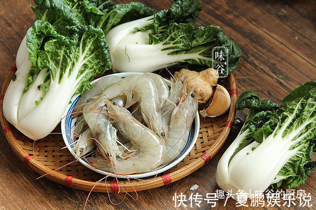 节食减肥|40岁阿姨轻断食晚餐，走红朋友圈，网友真自律，难怪越吃越瘦