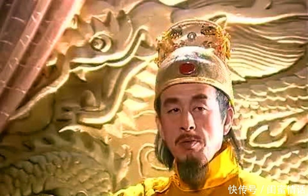 大将|皇帝把醉酒的大将抬上龙床,大将酒醒做了一件事,让皇帝放心了!