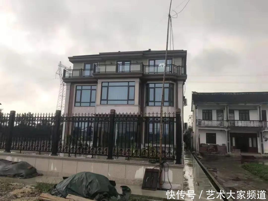 中国当代最具学术价值与收藏投资潜力艺术家——刘长兵