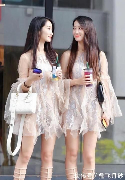 连衣裙|美女模特：姐妹搭配风格魅力四射，泡泡袖网纱连衣裙，又纯又欲