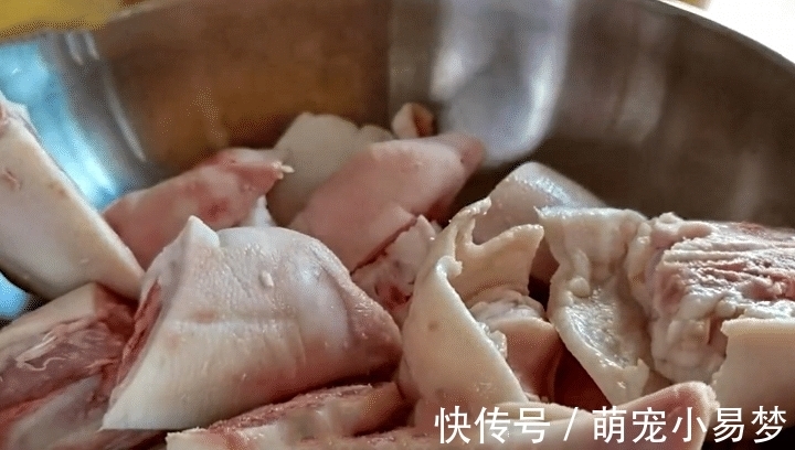 秋冬季，遇到这肉别手软，鲜嫩入味又营养，有条件一周吃一次