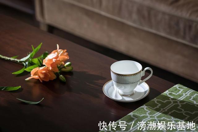 精致|30岁的她一人独居，活得优雅大方，全屋美式很精致，生活很幸福